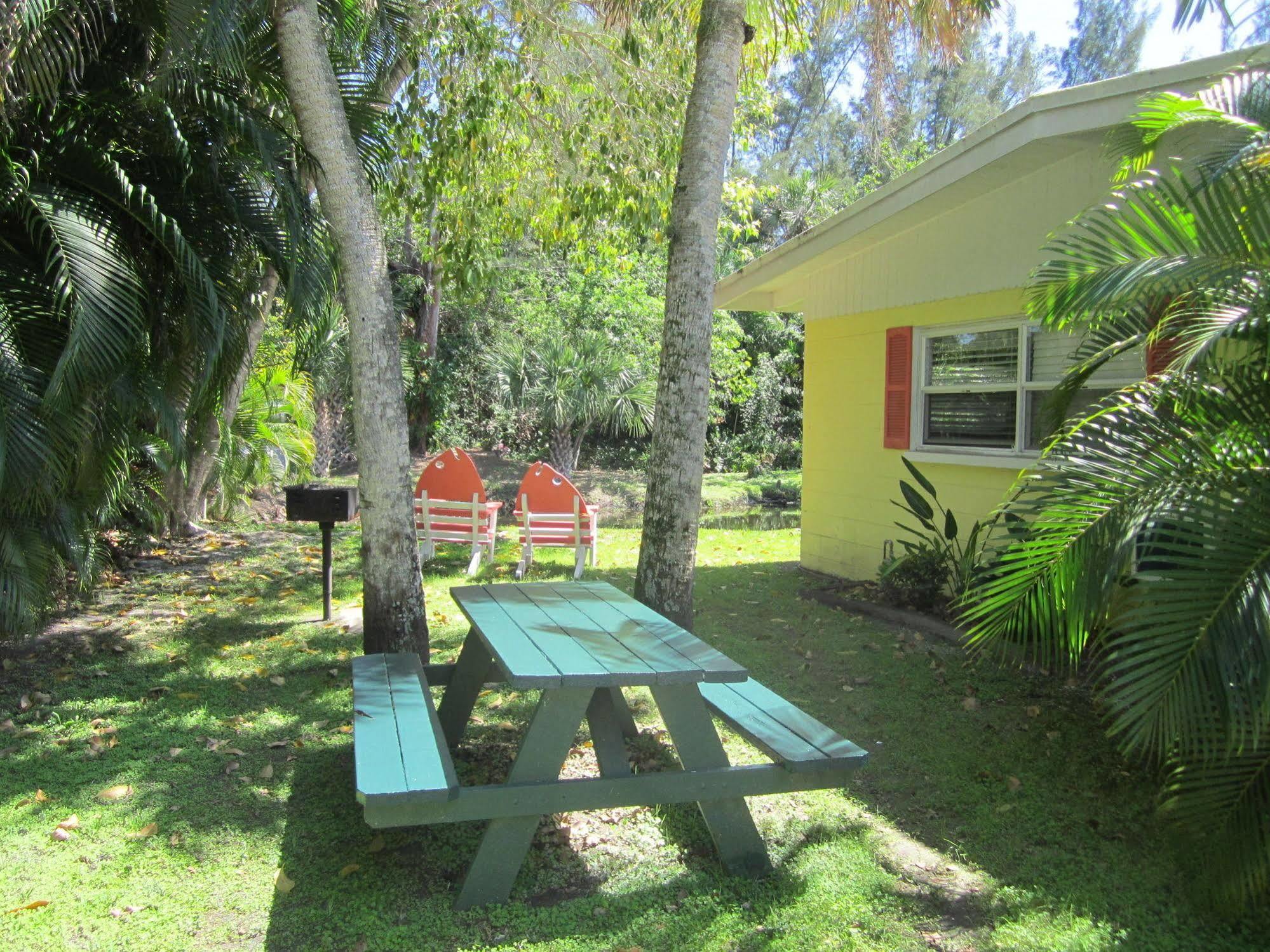 Anchor Inn And Cottages Sanibel Esterno foto